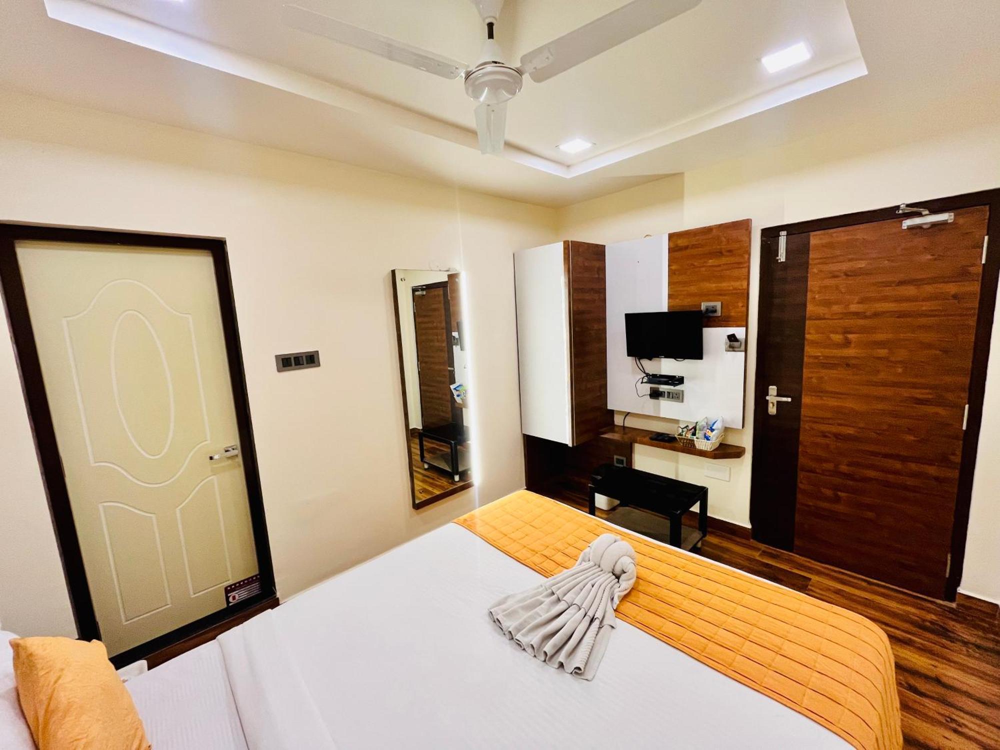 Shankar Bhavan By Vinayak Hotels Brahmapur Exterior photo
